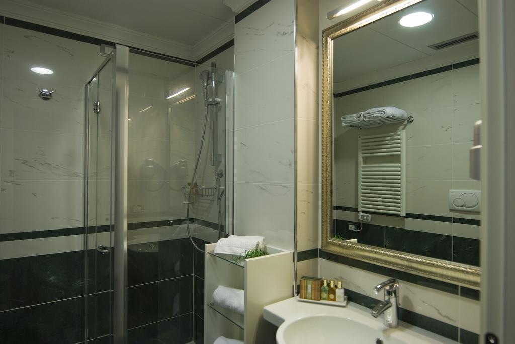 Classic Double Room,972066325:JPEG